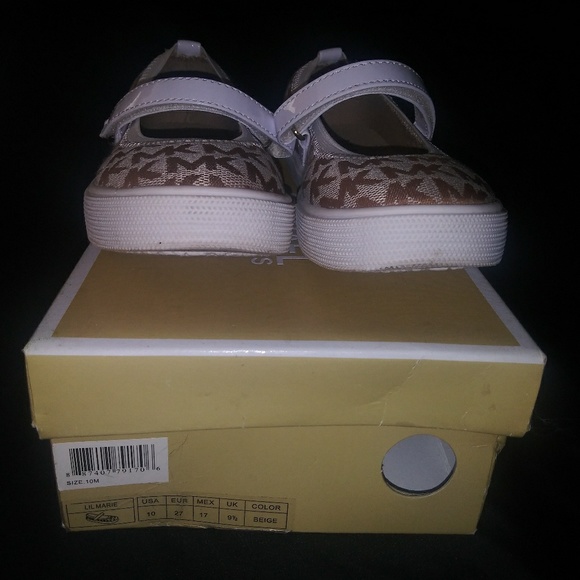 Shoe - Picture 2 of 3